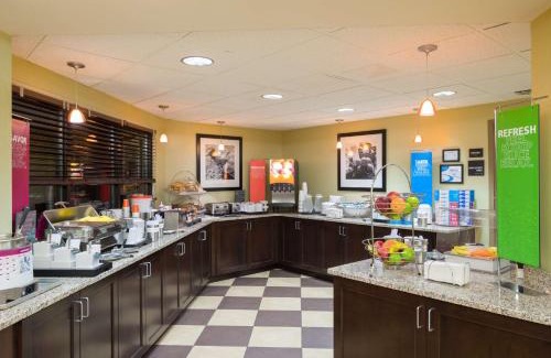 Carlisle Hotel | Larkspur Landing Carlisle