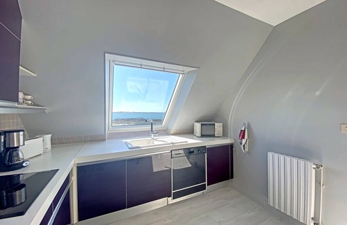 Larmor-Plage Apartamento | Larmor-Plage Piso Espacioso con Terraza, Ascensor y Aparcamiento frente al Mar