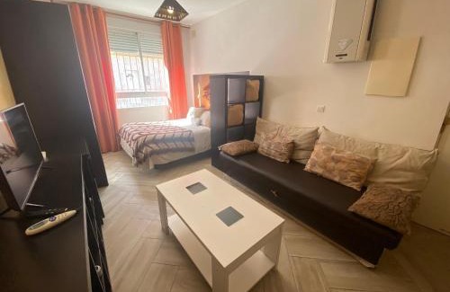 San Martín de la Vega Apartamento | LARRA LA MEJOR OPCION PARA VER LA WARNER