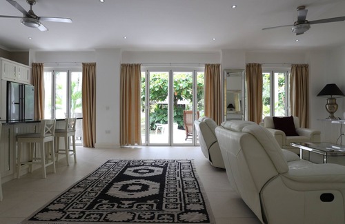 Beau Vallon Villa | Las Brísas Villa - Chateau Elysium