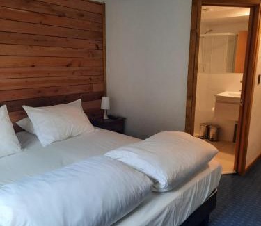 Pinto Cabina | Las Bravas Lodge