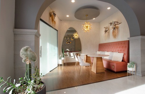 Macrodistrito Sur Hotel | LAS BRISAS SUR