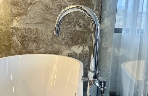 Macrodistrito Sur Hotel | LAS BRISAS SUR