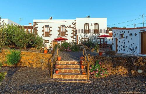 Isora Casa | Las Casas del Abuelito Julián & la Abuela Leonor