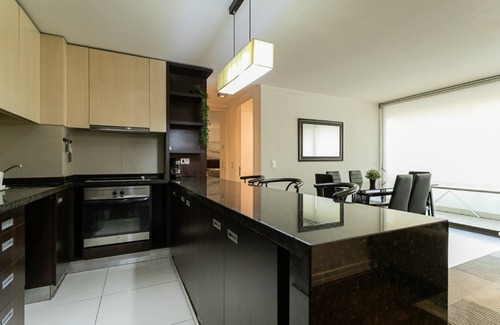Vitacura Apartamento | Las Condes te Espera: Apartamento Amplio para 4