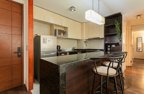 Vitacura Apartamento | Las Condes te Espera: Apartamento Amplio para 4