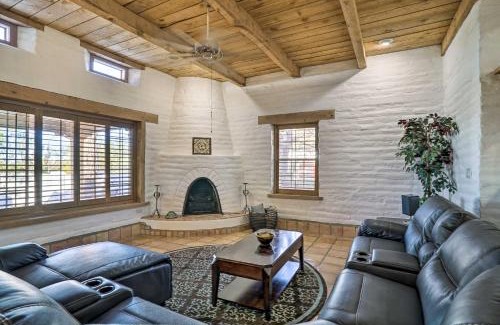 Mesilla Park Casa | Las Cruces Home La Casa Blanca with Courtyard
