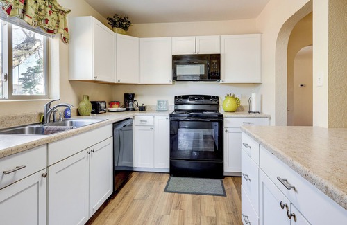 Las Cruces Cabaña | Las Cruces Home w/Fenced Yard: Recently Remodeled