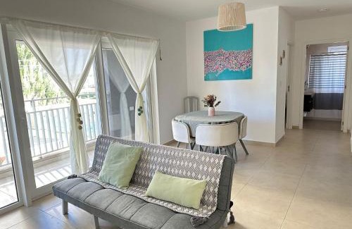Neuquén Apartamento | Las flores, Depto Con Cochera