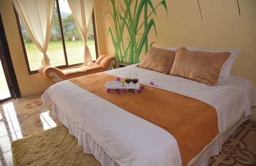 Baños de Agua Santa Hotel | Las Orquideas Runtun Lodge
