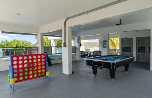 Montalva Casa | Las Palmas Beach House with Private Pool and Pool Table