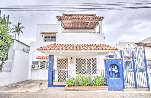 Bucerías Casa | Las Palmas Golden Zone Duplex - Pool & Sunset Rooftop
