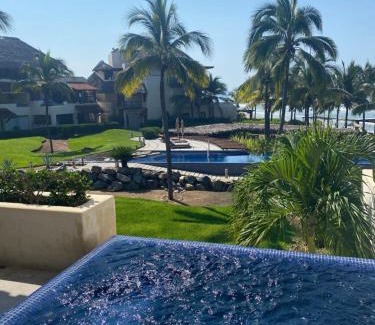 Ixtapa - Zihuatanejo Apartamento | Las Palmas Luxury Villas