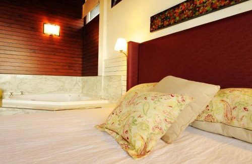 Sierra de los Padres Cabina | Las Piedras VIP Lodging