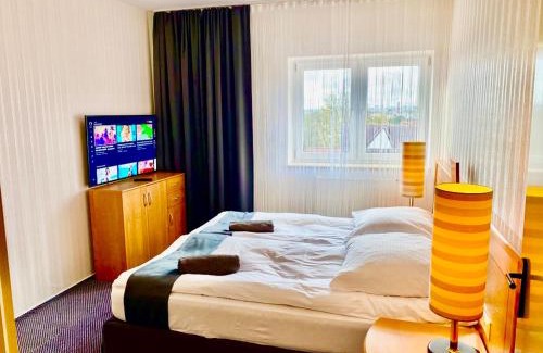 Slupsk Apartamento | LAS SŁUPSKI PREMIUM BUSINESS APARTAMENT NR 7 Wifi Netflix Smart TV50 two bedrooms two extra large double beds up to 6 people full pleasure quality stay