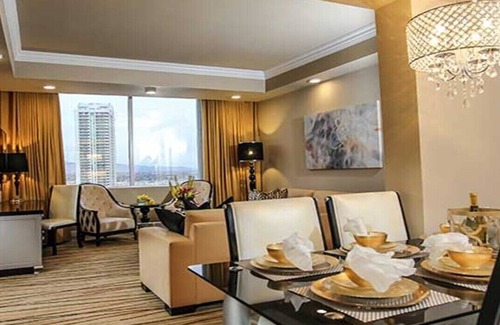 Winchester Villa | Las Vegas Luxury Large 1 BR Villa for a memorable vacation or business trip.