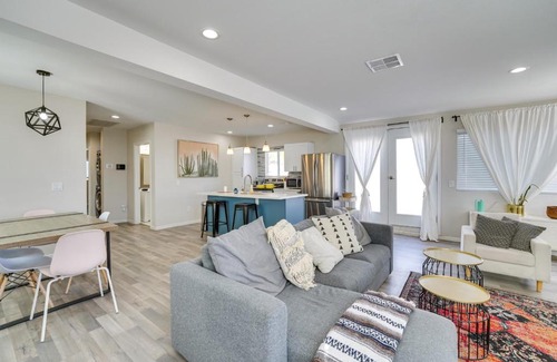 Downtown Las Vegas Casa | Las Vegas Home with Patio and Grill 6 Mi to The Strip