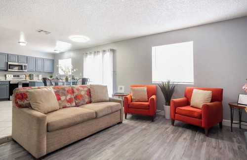 Whitney Casa | Las Vegas Retreat · Casa Moderna 3H · A 10 Min del Strip · Con Licencia