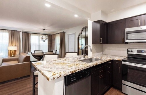 Las Vegas Villa | Las Vegas Two Bedroom Deluxe Villa Jan 3 - Jan 10 CES convention