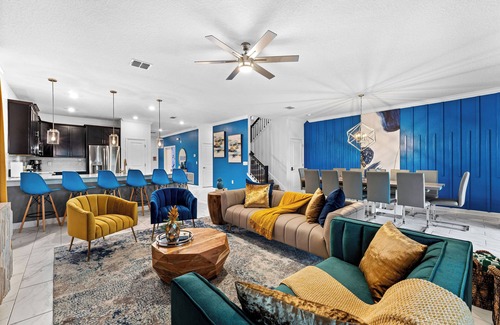 Kissimmee Villa | LAST MIN Discounts Pool&Theater Dogs OK,StoreyLake