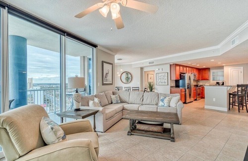 West Panama City Beach Complejo | ¡UNIDAD DE ESQUINA DEL FIN DEL OESTE MAGNÍFICO EN PALAZZO! 3BD / 3BA ~ Abierto del 12 al 16 de mayo! $ 199 / NT !!