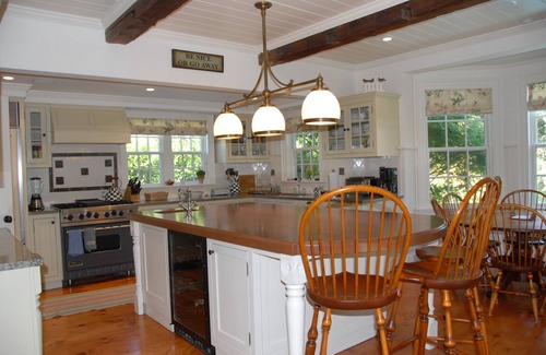 Edgartown Casa | Edgartown 6 BR Gem en la ciudad | Piscina y jacuzzi
