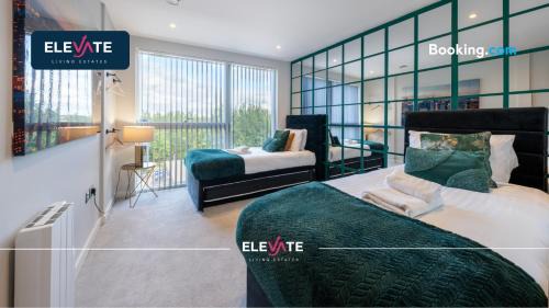 Cricklewood Apartamento | LAST-MINUTE SPECIALS l ELEGANT HOUSE l WEMBLEY STADIUM LOCATION, FREE PARKING, 5 MIN TO BRENT CROSS WEST STATION, SLEEPS Up to 6 l Elevate Living Estates Short Lets Cricklewood & BRENT CROSS