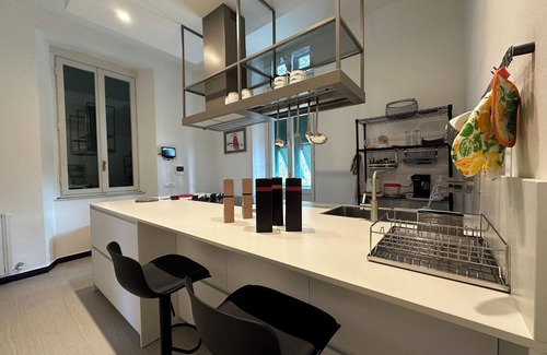 Portovenere Villa | ** LAST MINUTE ** Villa Doria 10P by VILLASRETREATS, Waterfront, A/C near 5Terre