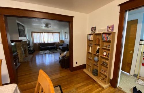 Cheektowaga Apartamento | Latenight bridge of buffalo and Niagara