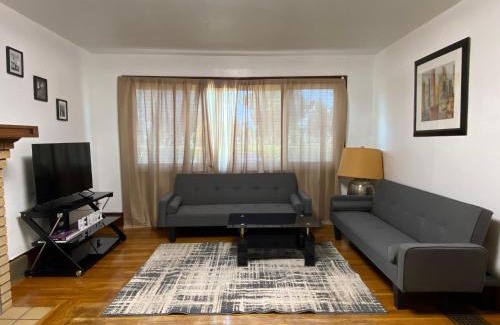 Cheektowaga Apartamento | Latenight bridge of buffalo and Niagara