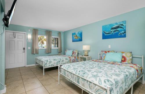 Fort Myers Beach Hotel | Latitude 26 Waterfront Resort and Marina