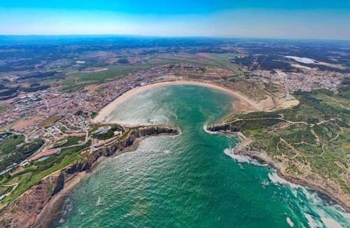 Sao Martinho do Porto Apartamento | Latitude 39º