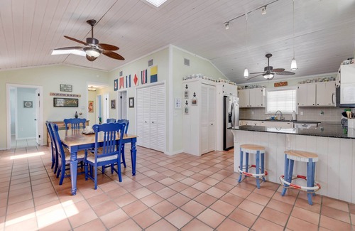 Summerland Key Casa | Latitude Adjustment – Canalfront 3BR w/ Hot Tub, Tiki Hut & Boating Access