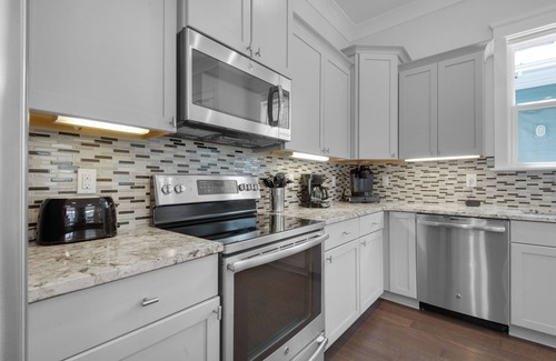 Navarre Beach Casa | “Latitude Adjustment “ Stunning Beach Home! Kayak/Paddleboard, Bikes, Pool