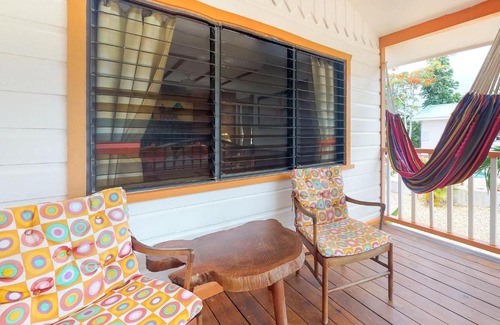 Hopkins Apartamento | Latitude Adjustment Gold Standard Certified
