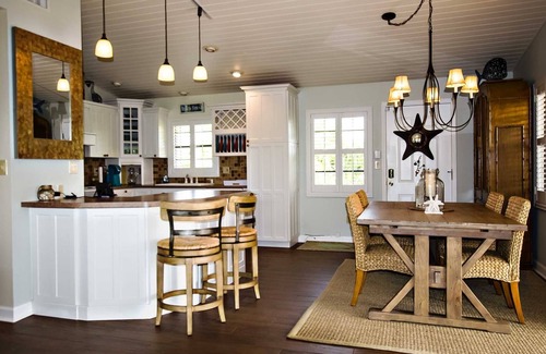 Breezeswept Beach Estates Casa | Latitude Adjustment