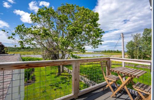 Pine Point Casa | Latitude Adjustment Walk to Beach & Dining