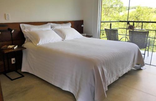 Cunha Hotel | Latitude Lodge