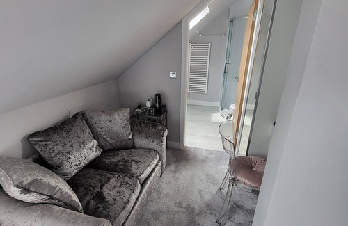 Newington Casa | Lauderville Guest House