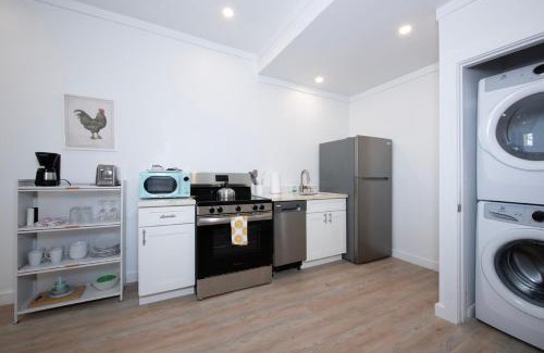 Governor's Harbour Apartamento | Laughing Bird 1BR #3 - Brand New Stylish Apartment, Pool, Beach condo