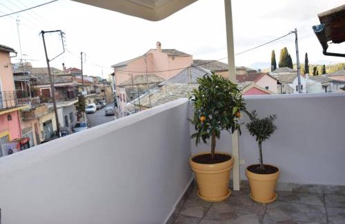 Sinarades Apartamento | Laundry House