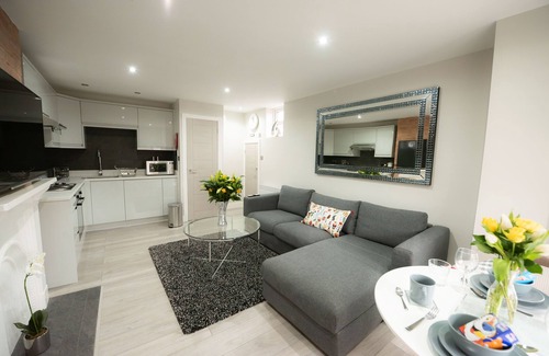 Reading Apartamento | Laurel House