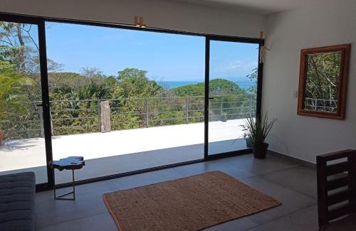Manzanillo Casa | Laurel Jungle & Ocean
