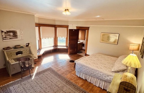 Davis Cama Y Desayuno | Laurel River Club Bed & Breakfast