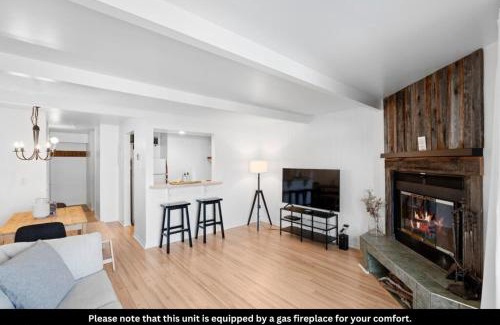 Mont-Tremblant Apartamento | Laurentian Retreat with Views of Mont-Tremblant