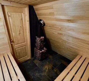 Mykolaiv Chalet De Esquí | Lav inn Polyanna Простір