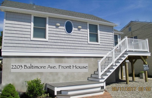Ortley Beach Casa | LAVALLETTE Beach Home w / Rooftop Deck & Tiki Bar Cerca de la playa -Wifi, C-A / C
