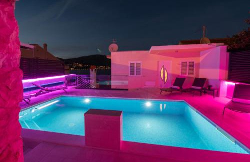 Okrug Donji Casa | Lavanda Residence with Heated Pool Trogir Split