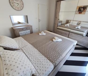 Zambratija Apartamento | Lavanda Samarin