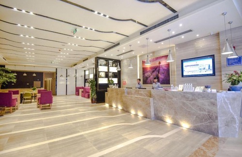 Zhongshan District Hotel | Lavande Hotel (Liupanshui Ancient Town Branch)